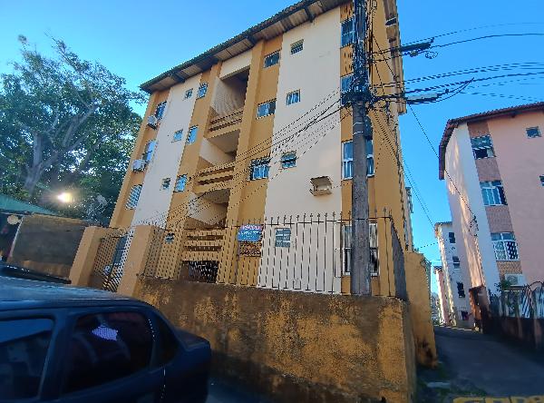 Apartamento com 2 Quartos e Área Privativa em Salvador