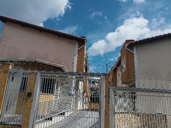 Casa 3 quartos, 1 banheiro, lavabo, sala, cozinha, 92.86m² total