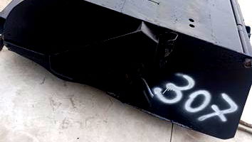 Vassoura Hidráulica para Mini Pá Carregadeira Bob Cat