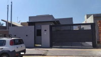 Casa 64m² com Terreno 200m² em Jardim Lisboa - Oportunidade Única!