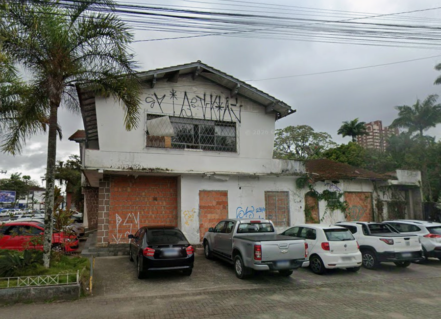 Casa com 564m² no Centro de Joinville - SC - Ocupada