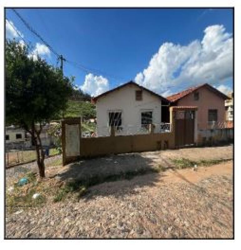 Apartamento 2 Quartos, 2 Banheiros, 67.8m², 1 Vaga