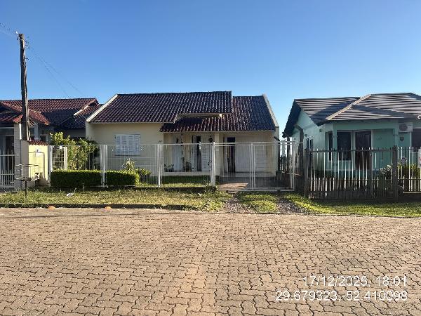 Casa com 2 quartos, 80m², 1 vaga em Santa Cruz do Sul
