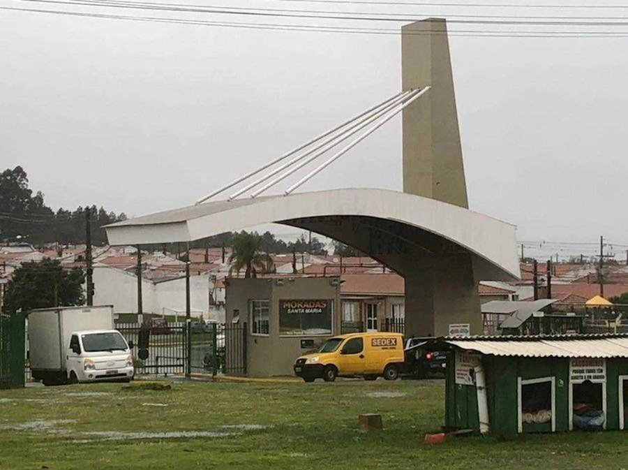 Casa de Condomínio com 2 quartos, 1 banheiro e 1 vaga de garagem