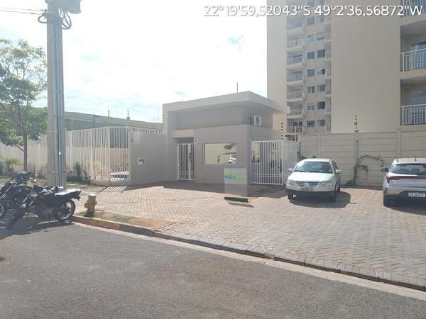 Apartamento com 2 quartos em Bauru