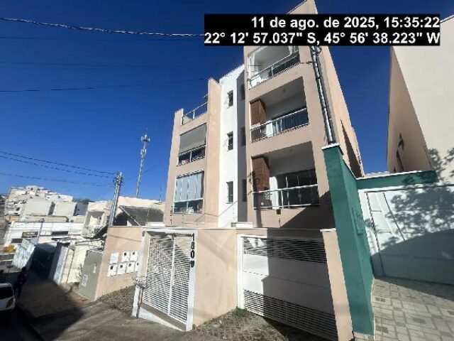Apartamento com 2 quartos em Pouso Alegre/MG