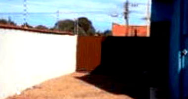 Imóvel comercial com 180m² construídos em terreno de 420m²