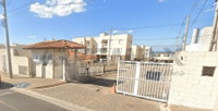 Apartamento Térreo com Terraço e Vaga em Condomínio