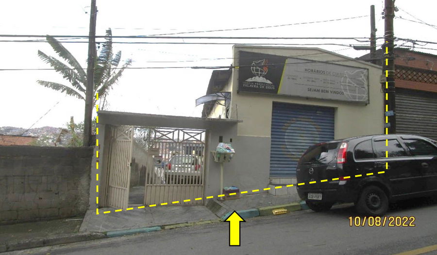 Casa com 4 quartos e 3 banheiros, ampla área de 324m²