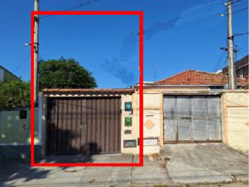 Casa em leilão com 3 quartos e 2 banheiros em Bangu