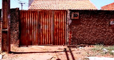 Casa com 2 quartos, 1 banheiro e 51,12m² de área privativa