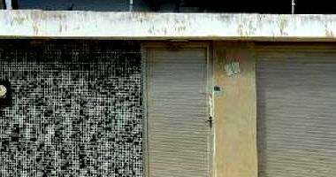 Casa com 2 quartos, 1 banheiro e vaga de garagem