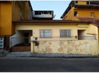 Casa com 200m², 2 quartos, 1 banheiro, desocupada