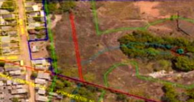 Terreno urbano amplo com área livre e ocupada, excelente localização