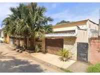 Casa com 3 vagas, 160m² construídos, ocupada