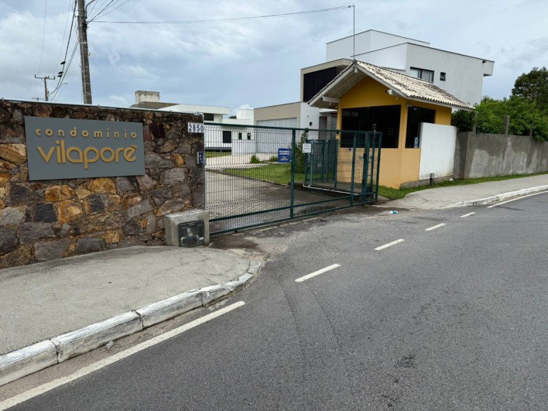 Terreno em condomínio, 448,16m² de área exclusiva