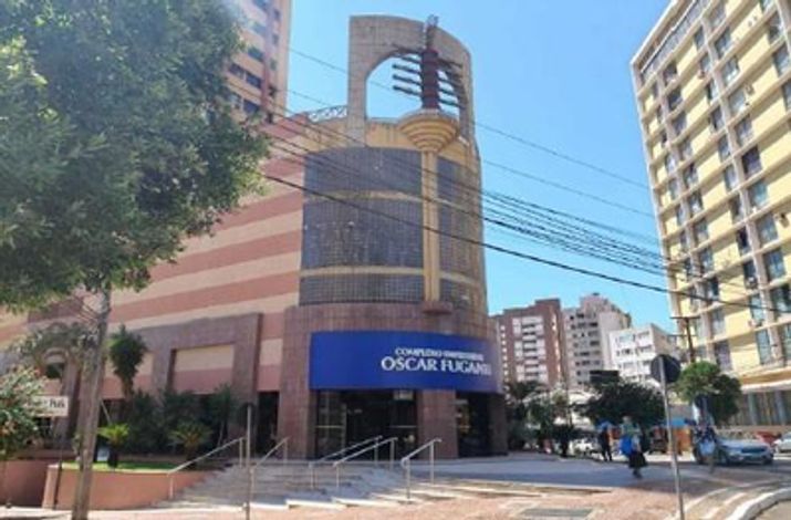 Loja comercial com 78m², 1 banheiro, desocupada