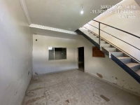 Casa desocupada com 3 quartos e 193m² em Irecê/BA