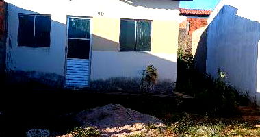 Casa com 2 Quartos e Área de Serviço em Itaberaba