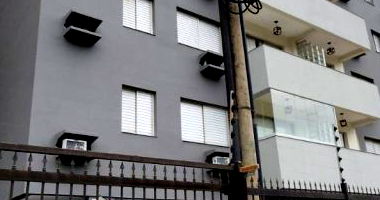 Apartamento reformado 3 quartos, 2 banheiros, 82m² útil, 1 vaga