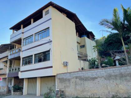 Apartamento com 117m² construídos, 2 quartos, 1 banheiro, ocupado