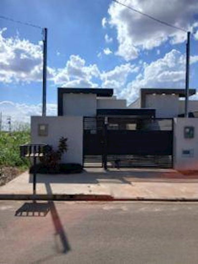 Casa em Condomínio com 64m² Ocupada
