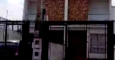 Casa em condomínio com 89m² construída, 2 quartos, 1 banheiro, ocupada