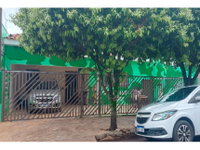 Casa com 3 quartos, 270m² de terreno, ocupada