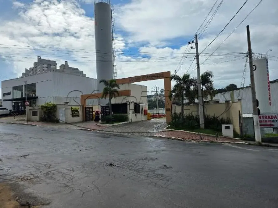 Apartamento com 2 quartos, 1 vaga, 76,42 m² em Juiz de Fora