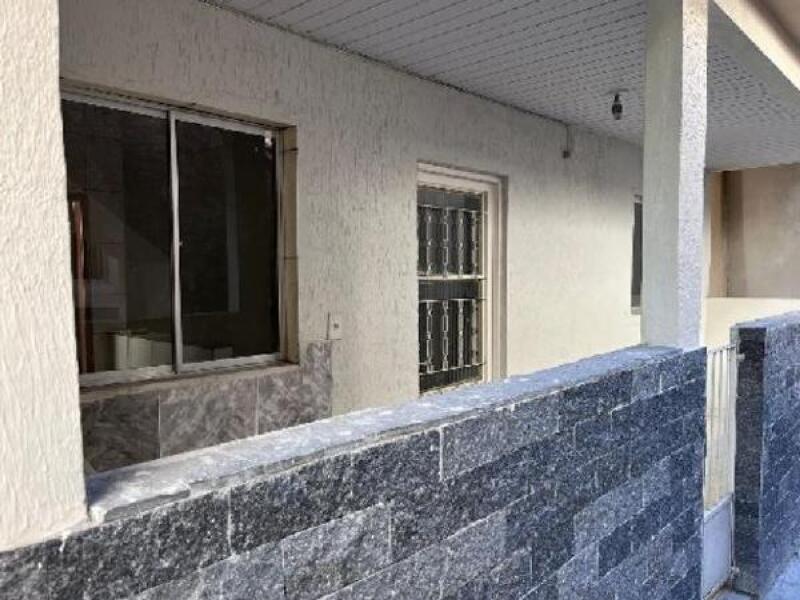 Casa com 1 Quarto e 1 Banheiro em São Gonçalo