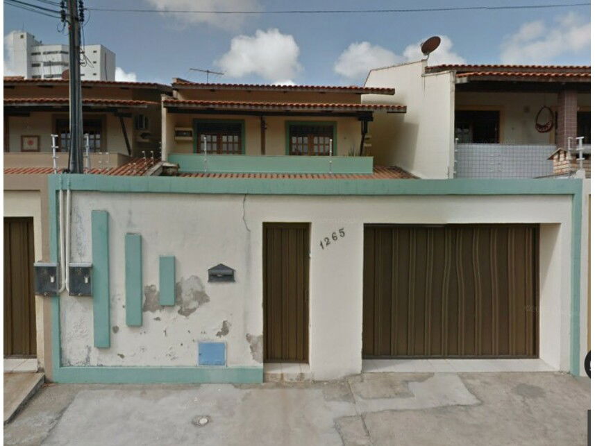 Casa Ocupada em Parque Manibura com 199,42 m²
