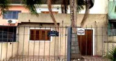 Casa 2 quartos, 1 banheiro, 68m² construída, ocupada