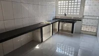 Casa ocupada com 3 quartos, 2 banheiros e 87,6 m²