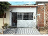 Casa com 2 quartos, 1 banheiro e 72m² construídos, ocupada