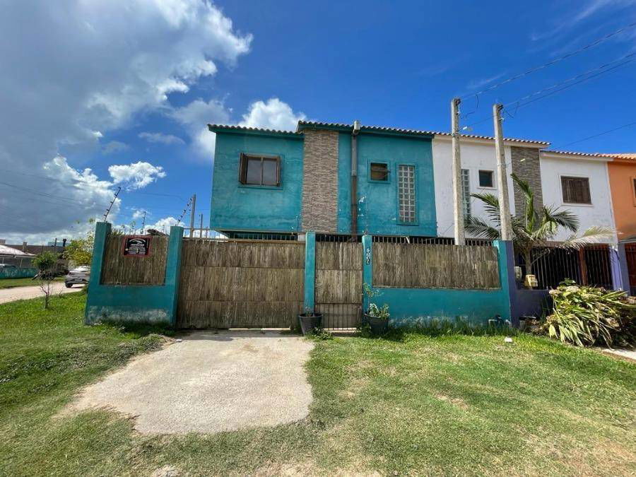 Casa com 2 quartos, 1 banheiro, 64.12m²