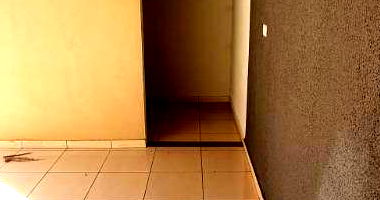 Casa com 3 quartos, 2 banheiros e 1 vaga, 101m² construída, ocupada