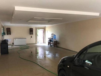 Casa com 2 Quartos e 3 Banheiros em Magé - Oportunidade de Investimento