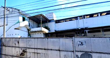 Galpão Industrial em Nilópolis com Grande Área e Potencial