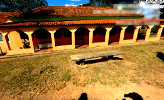Fazenda com casa sede, barracões e represas, 976,86 ha