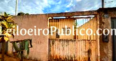 Casa com 2 quartos, 1 banheiro, 1 vaga e 55,12m² construída