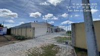 Casa com 2 quartos, 1 banheiro e 1 vaga de garagem