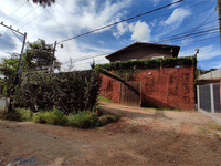 Casa em Mairinque com 378.83m² de área construída