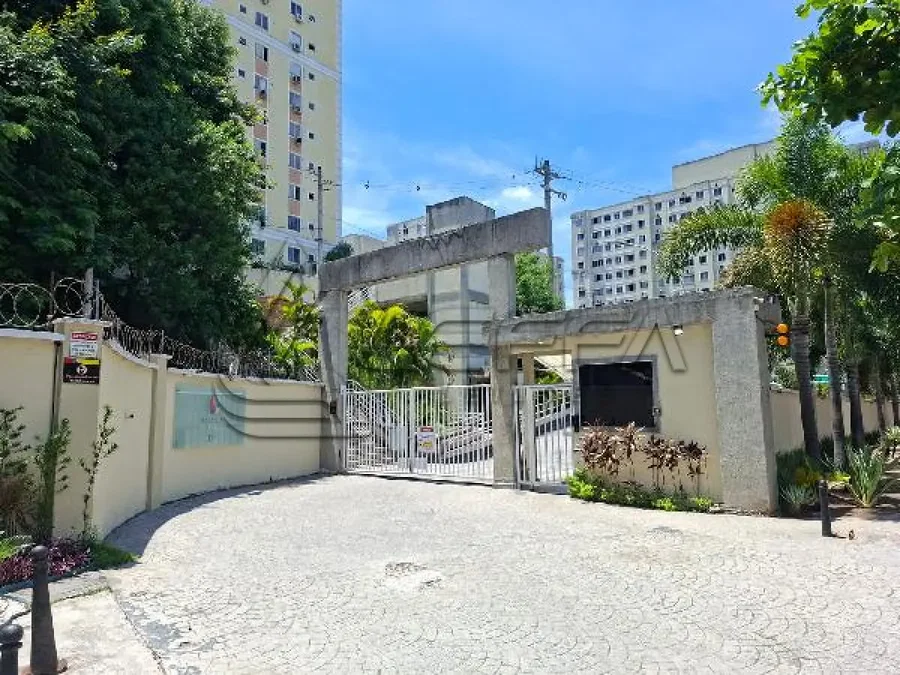 Apartamento com 1 quarto e vaga de garagem no Rio de Janeiro