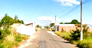 Lote com terreno amplo de 1000m² no Distrito Industrial