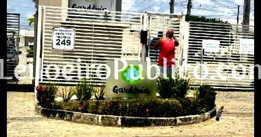 Casa com 2 quartos, 1 banheiro, varanda e 1 vaga, 56,69m²