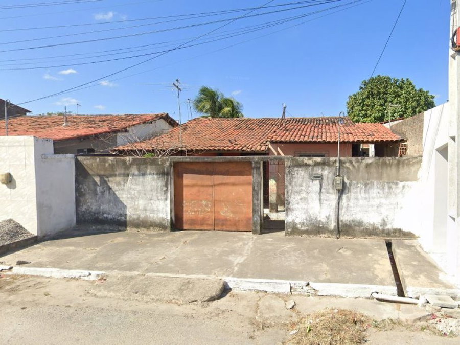 Casa com 59 m², 2 quartos, ocupada, ideal para investimento