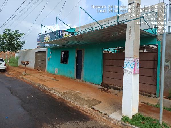 Casa 2 quartos, 1 banheiro, 72m² construída, desocupada