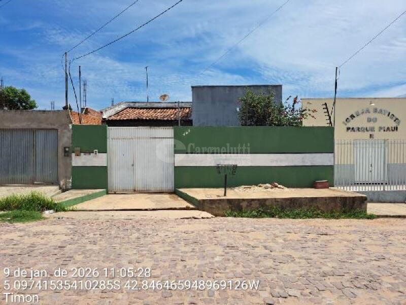 Casa com 3 quartos, 2 banheiros e 1 vaga de garagem