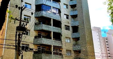 Apartamento com 3 Quartos e Vaga de Garagem em Curitiba