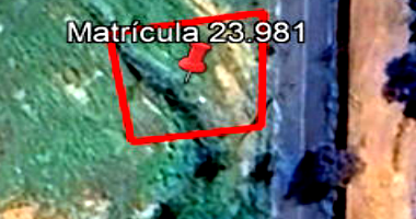 Terreno com 450,00 m² em Bambuí - MG